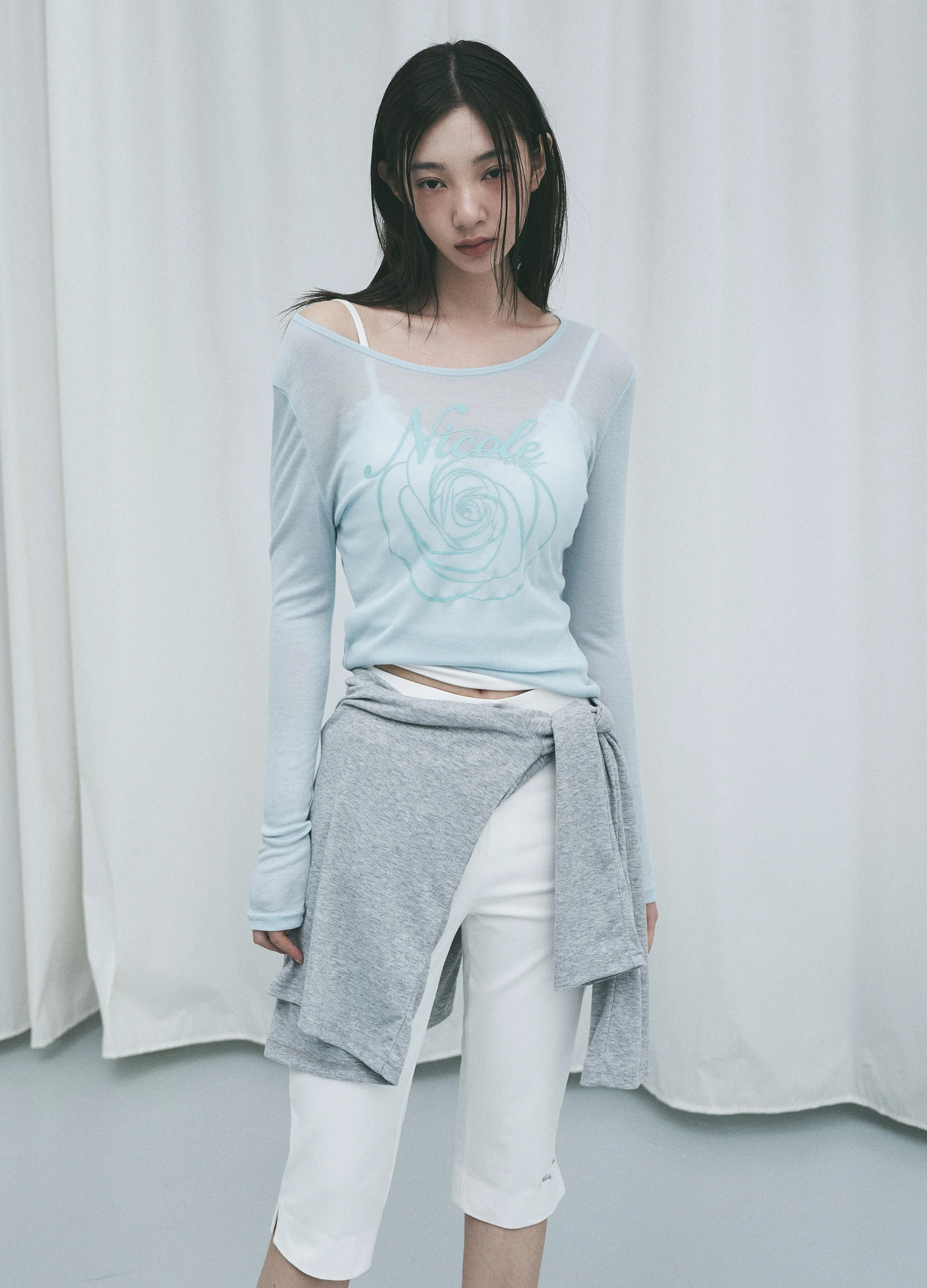 NICK&NICOLE 26SS 浅蓝色针织造型